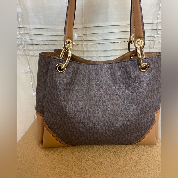 Michael Kors shoulder bag NWOT - Picture 7 of 14